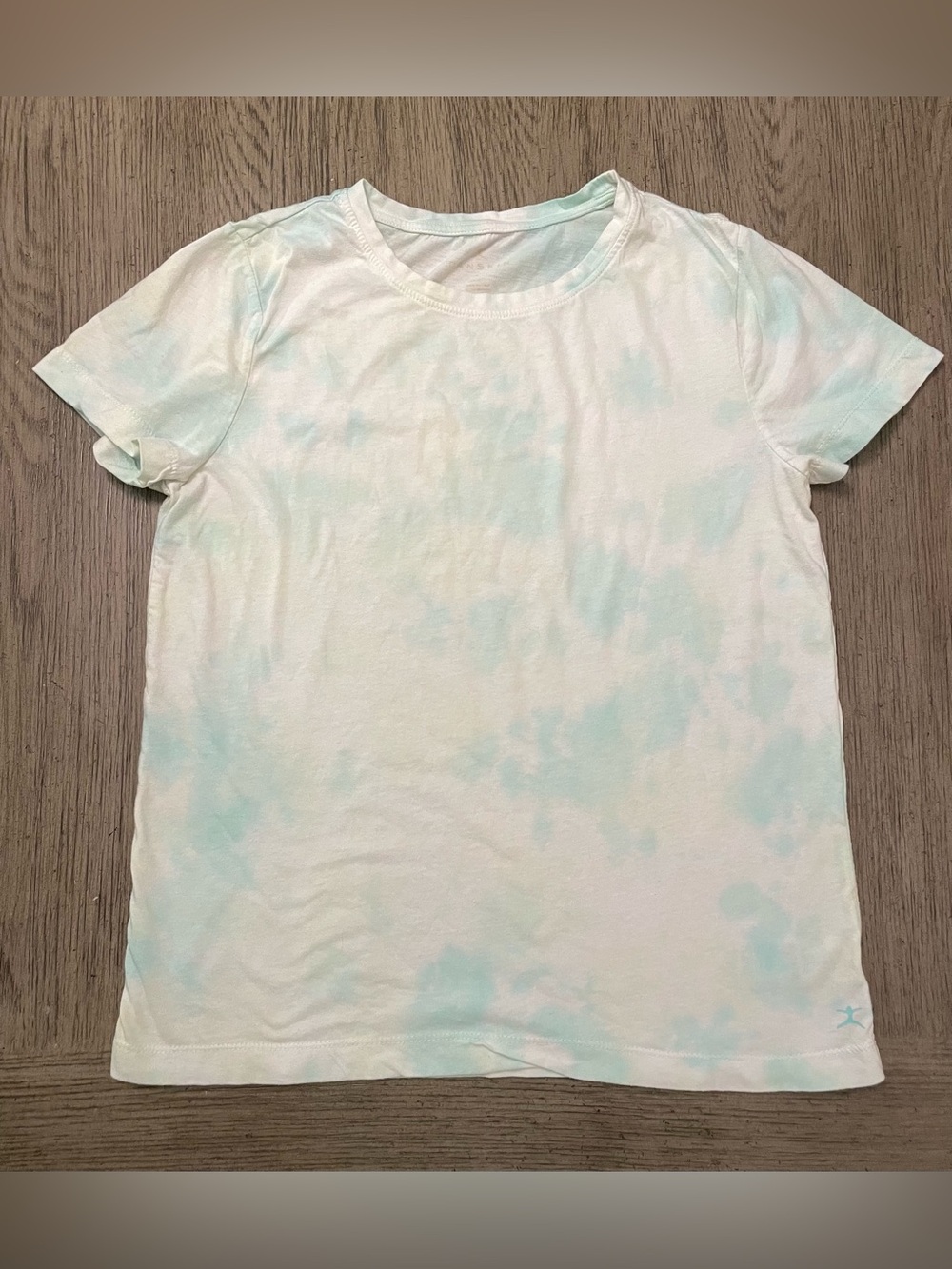 Danskin women’s tie dye tee, medium, 18x24.
